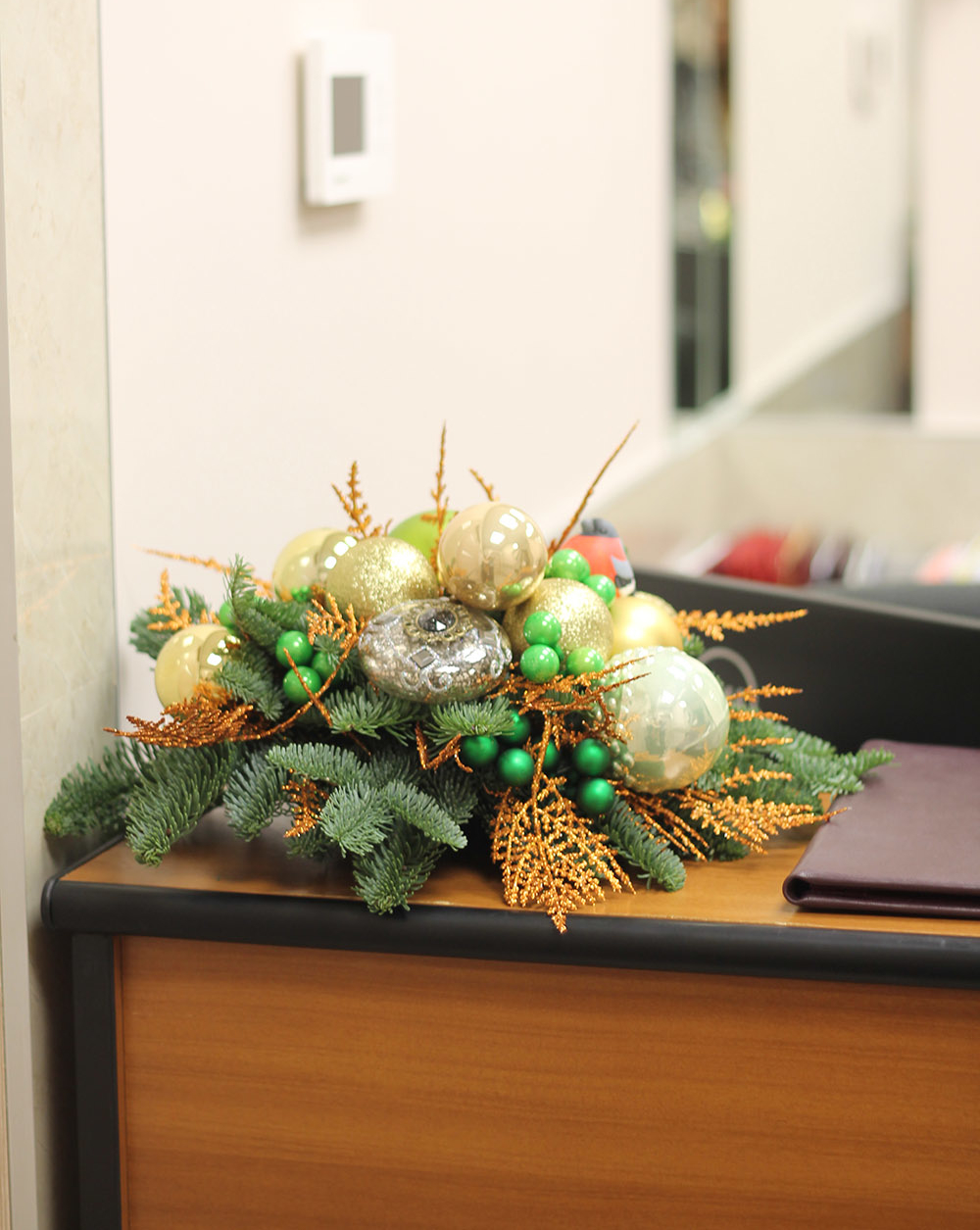 Новогодняя на ресепшен 12