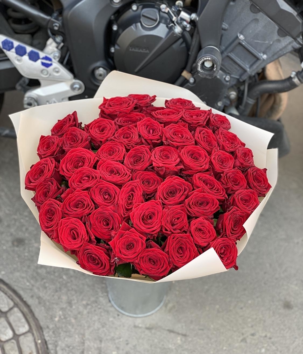 Роза Ред Наоми 101 шт №415