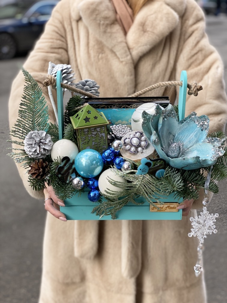 Голубой айсберг №520