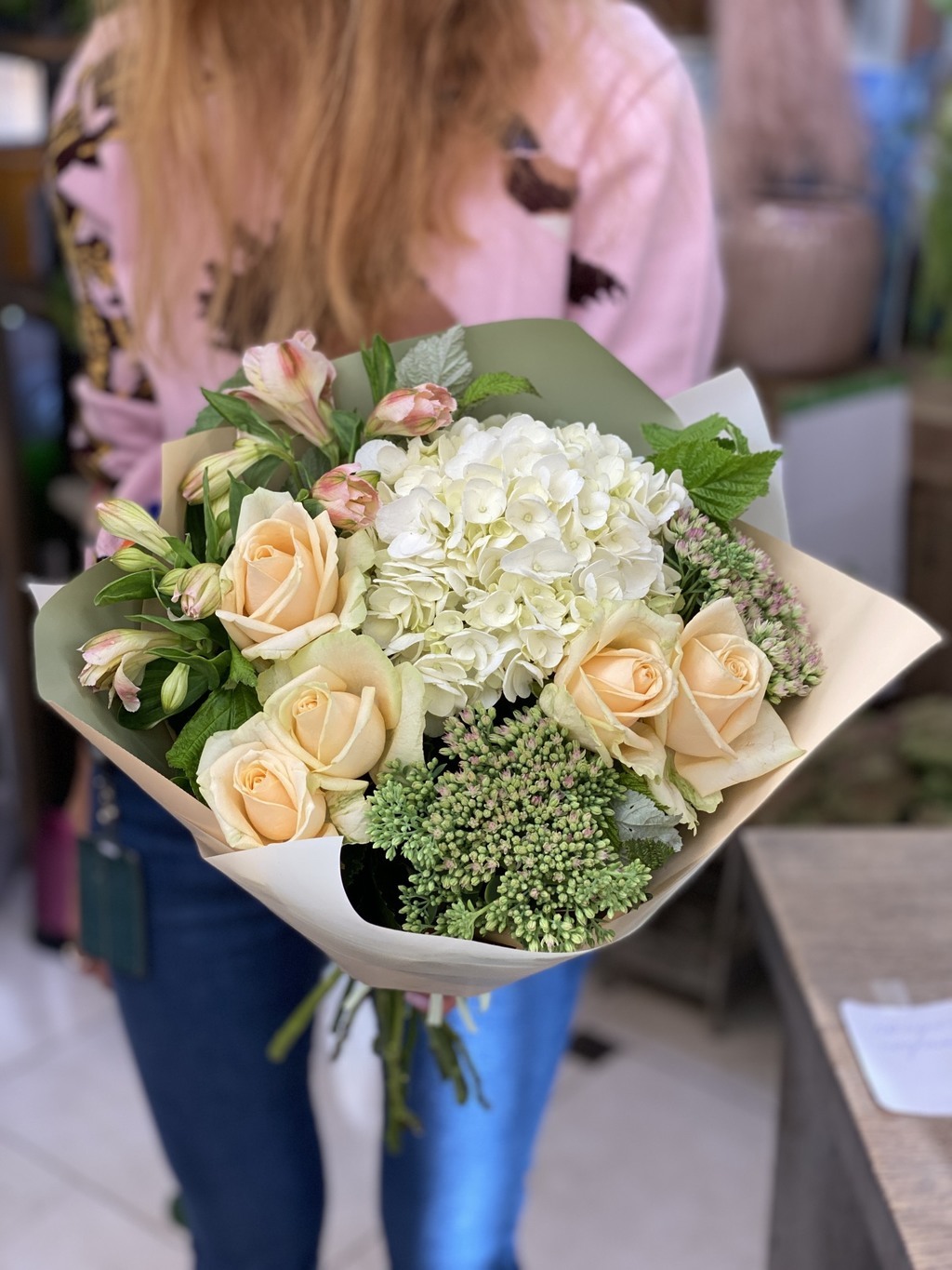 Комплимент из цветов №651