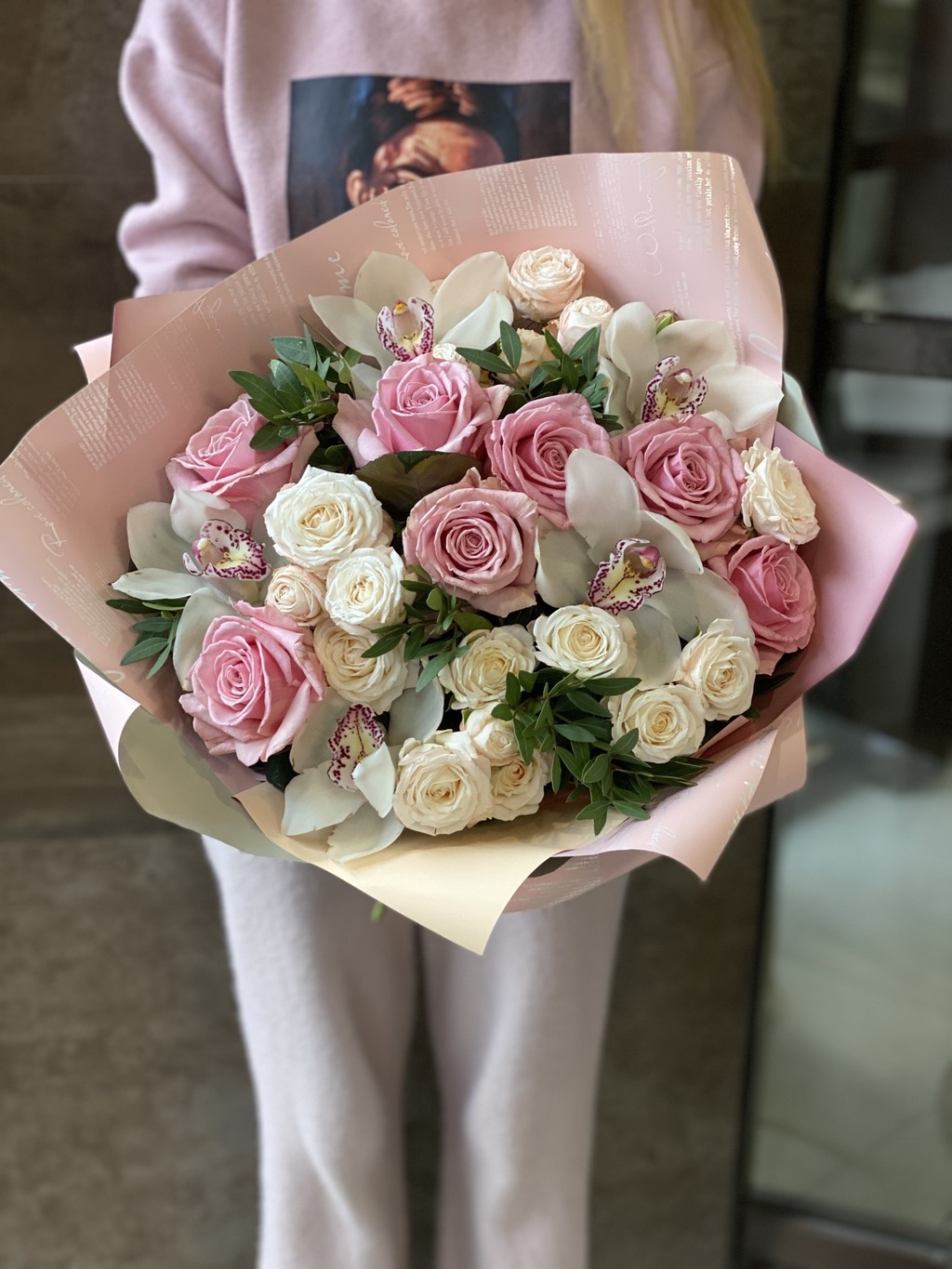 Эксклюзив в цветах № 672