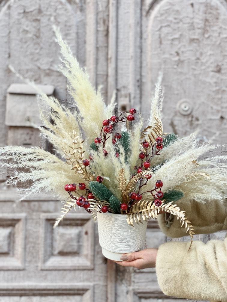 Эко с Кортадерией и шиповником (иск) №691