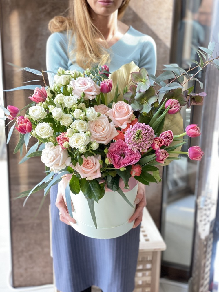 Цветы в коробке №804