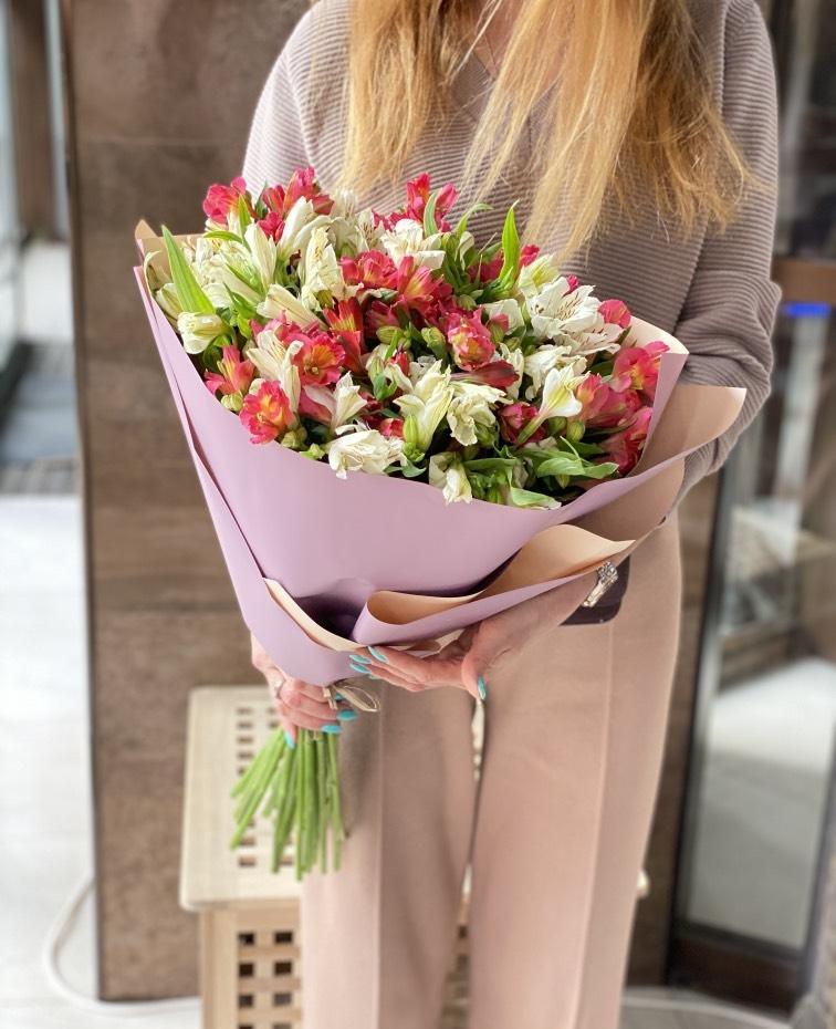 Альстромерия 21 шт №837