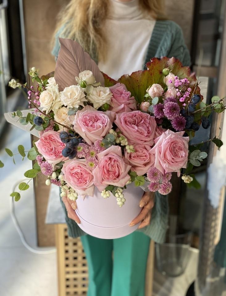 Цветы в коробке пионовидные №855