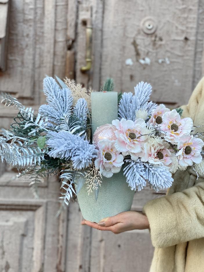 Новогодняя Дикая Камелия иск №871