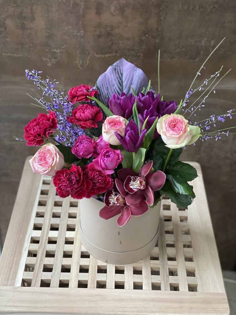 Ягодные цветы в коробке №939