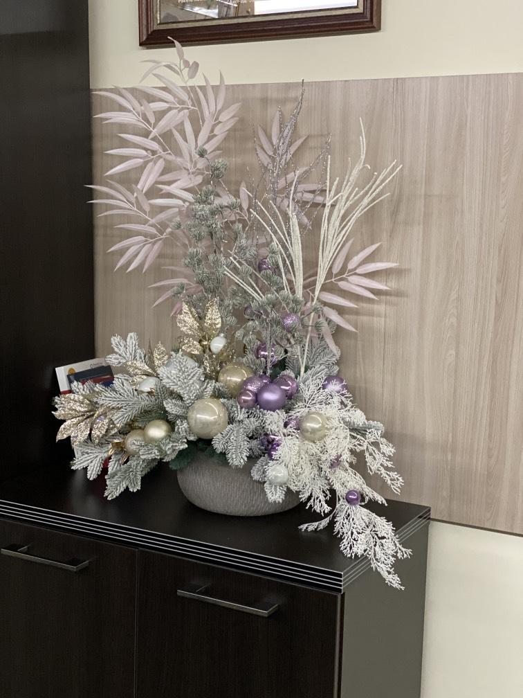 Композиция на комод (иск) №968