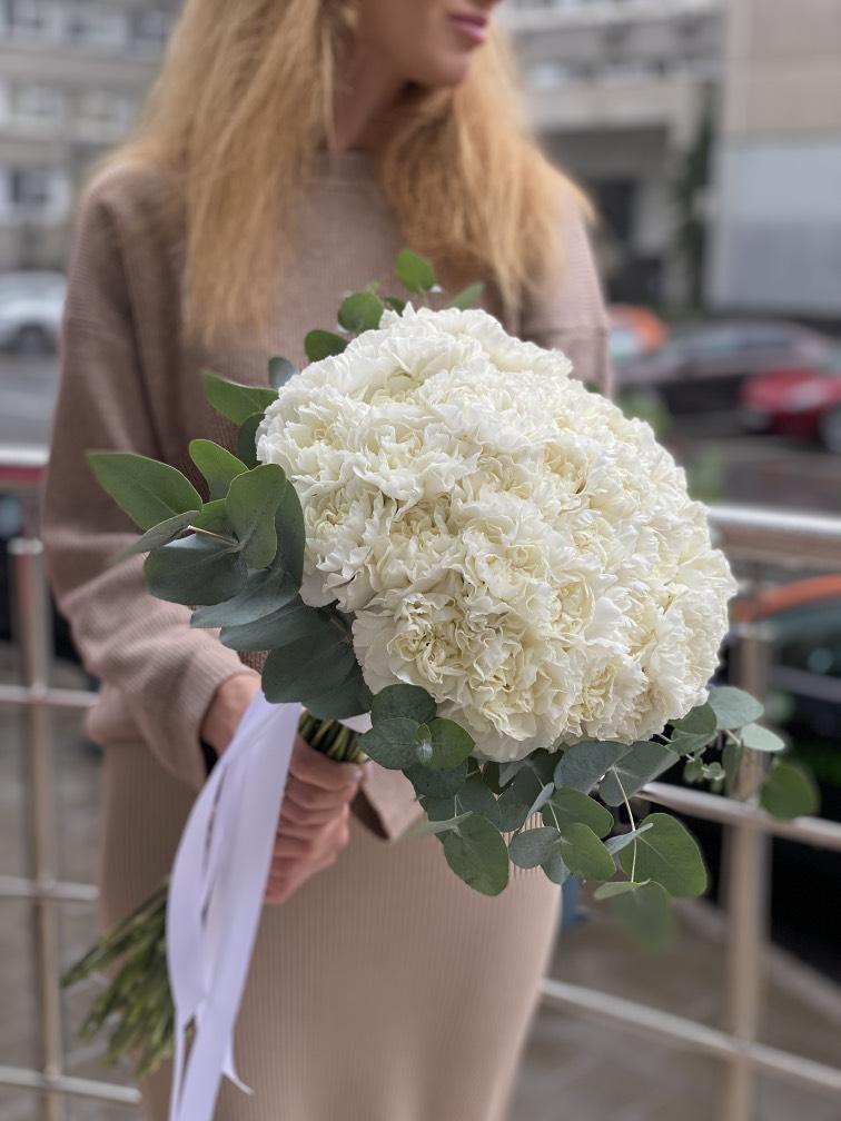 Свадебный букет из Диантусов с эвкалиптом №1013