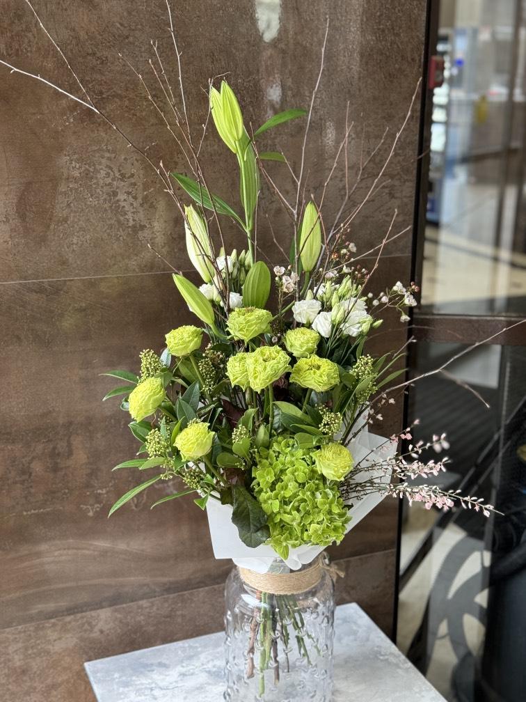 Редкий зеленый букет №1037