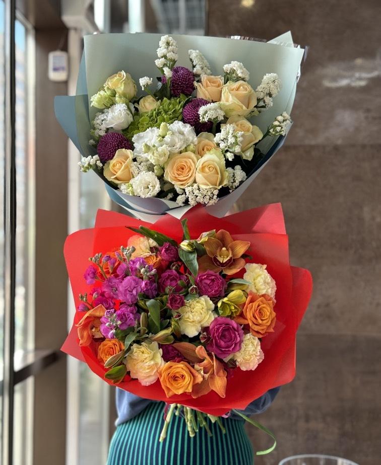 В гости комплект букетов №1069