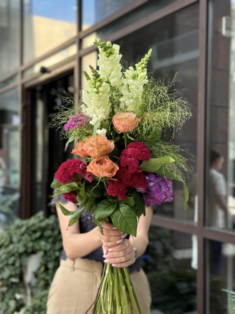 Вытянутый мужской букет №1071