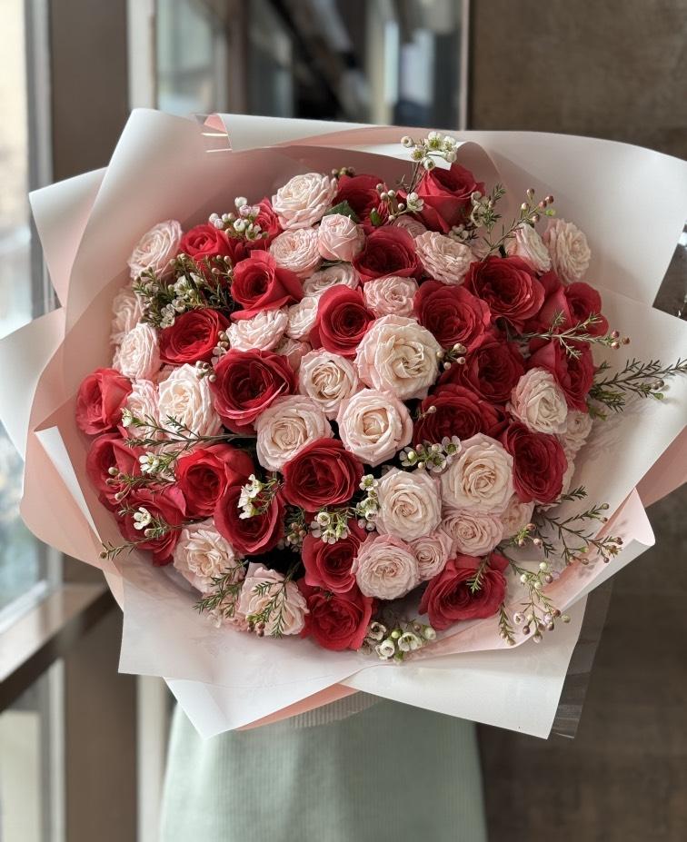 Роза Бомбастик и Лондон №1123