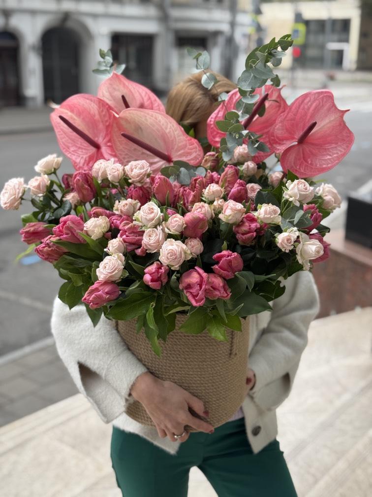 Розовый Пэррот в корзине №1135