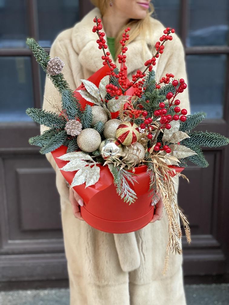 НГ композиция Красная в коробке №1157