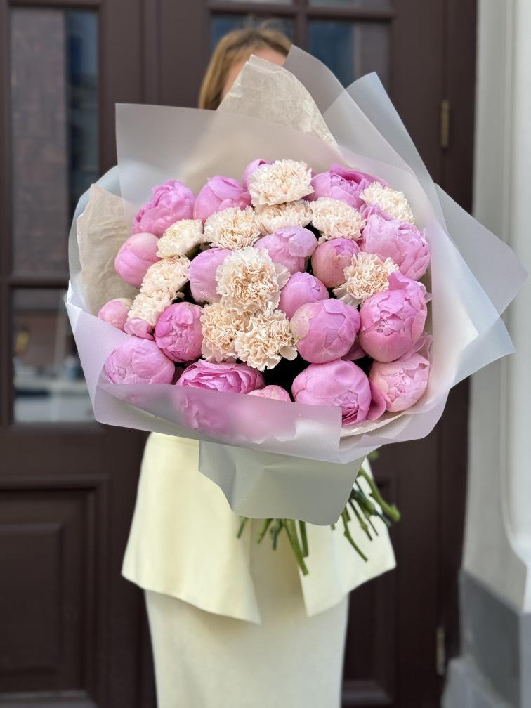 Тихая роскошь из пионов №1230