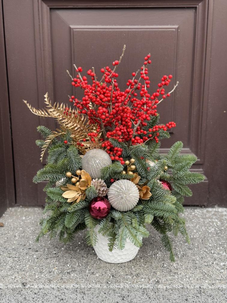 НГ композиция с ягодами Илекса 50*30 см №1293