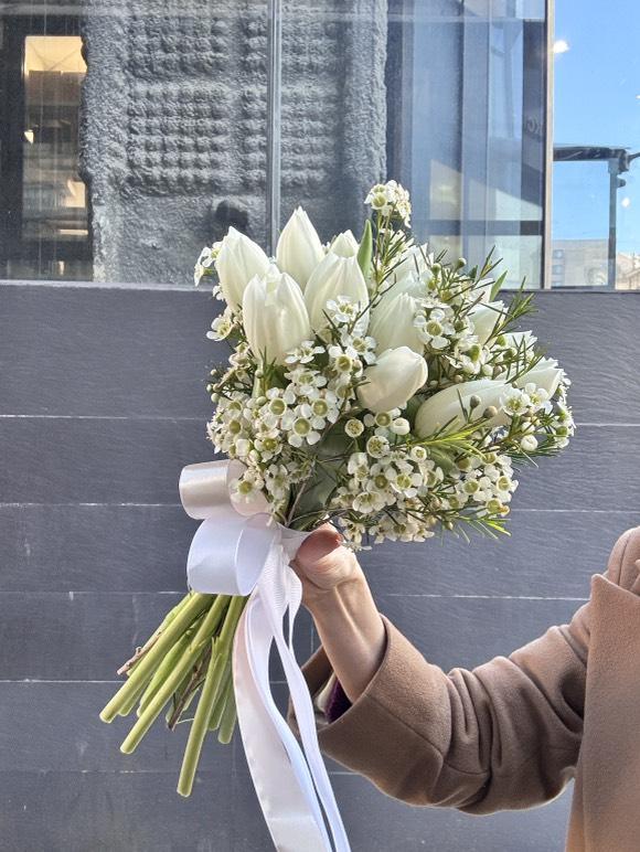 Свадебный букет с Белыми Тюльпанами №1313