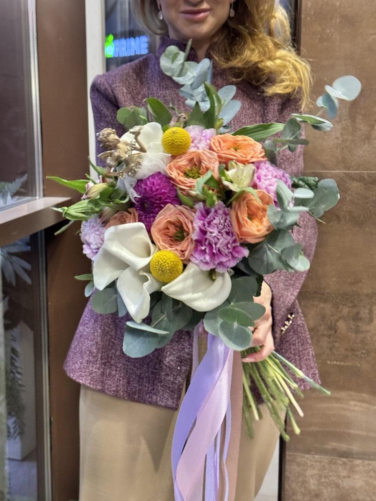 Свадебный круглый букет с каллами №1317