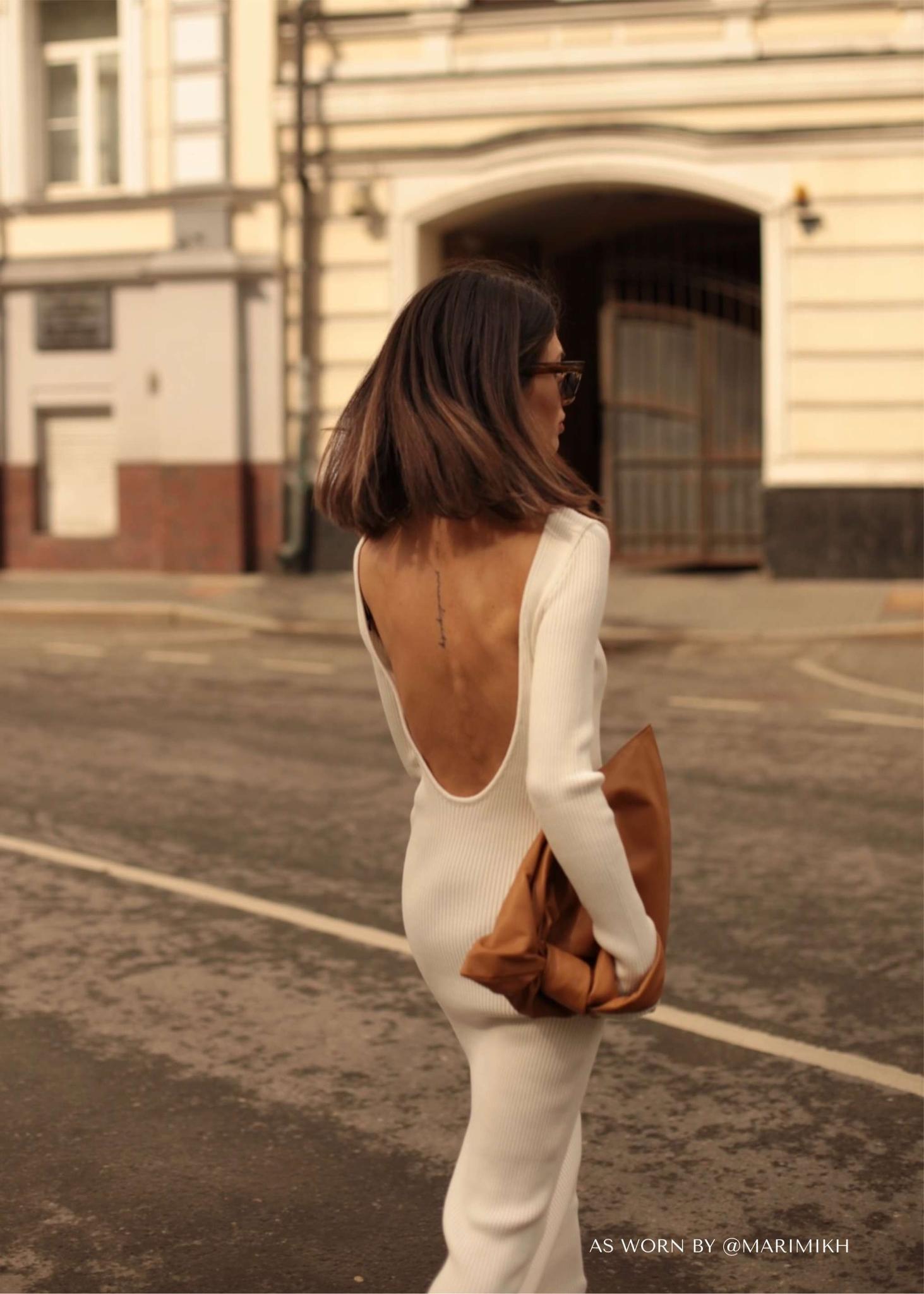 SOLD OUT > Open back knitted dress Buy from e-shop