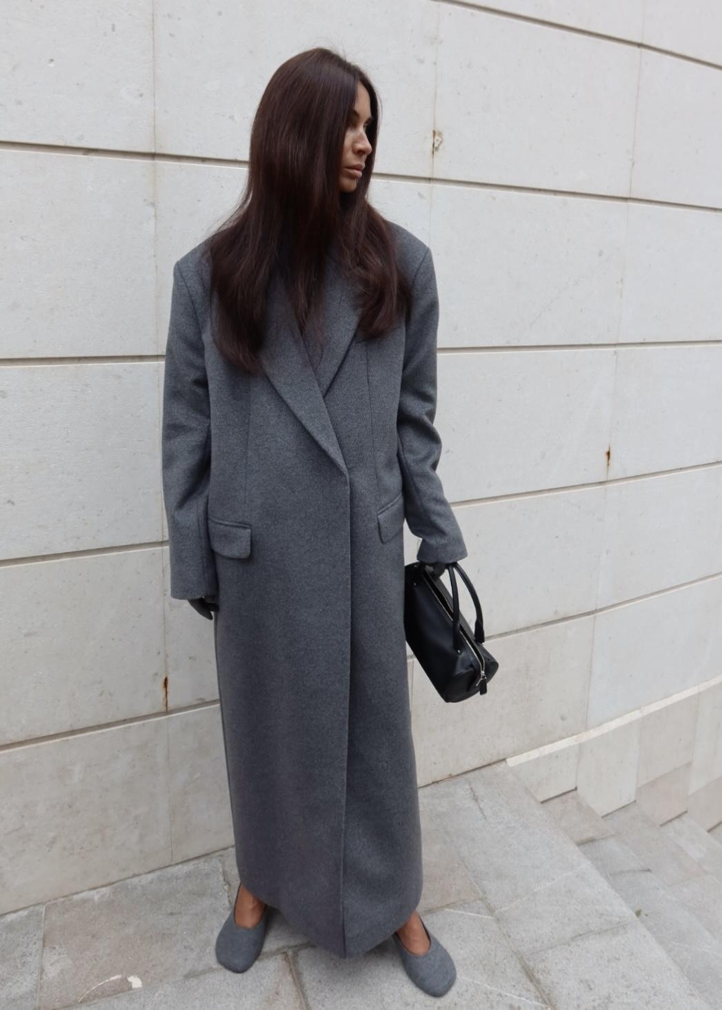 Wool Maxi Coat / Dark Gray スーパーロングコート Outerwear > 100% wool maxi coat Buy from e-shop