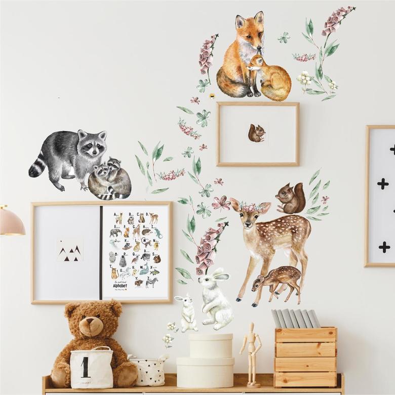 Наклейки на стену "Лесные Звери"