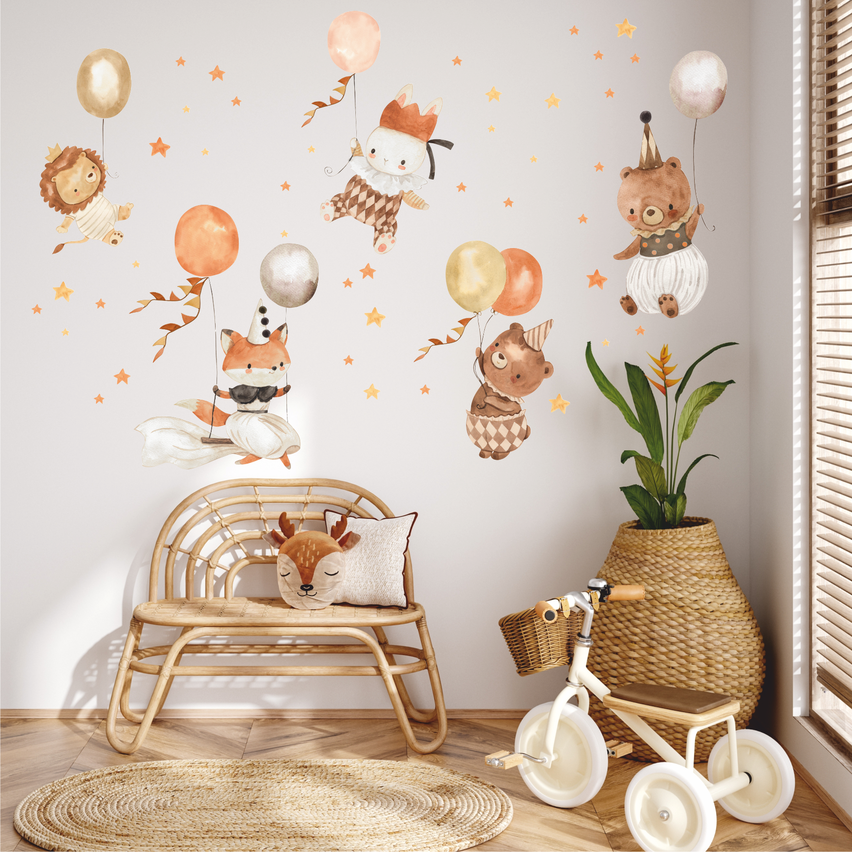 Уценка Наклейки на стену "Зверята на шарах"