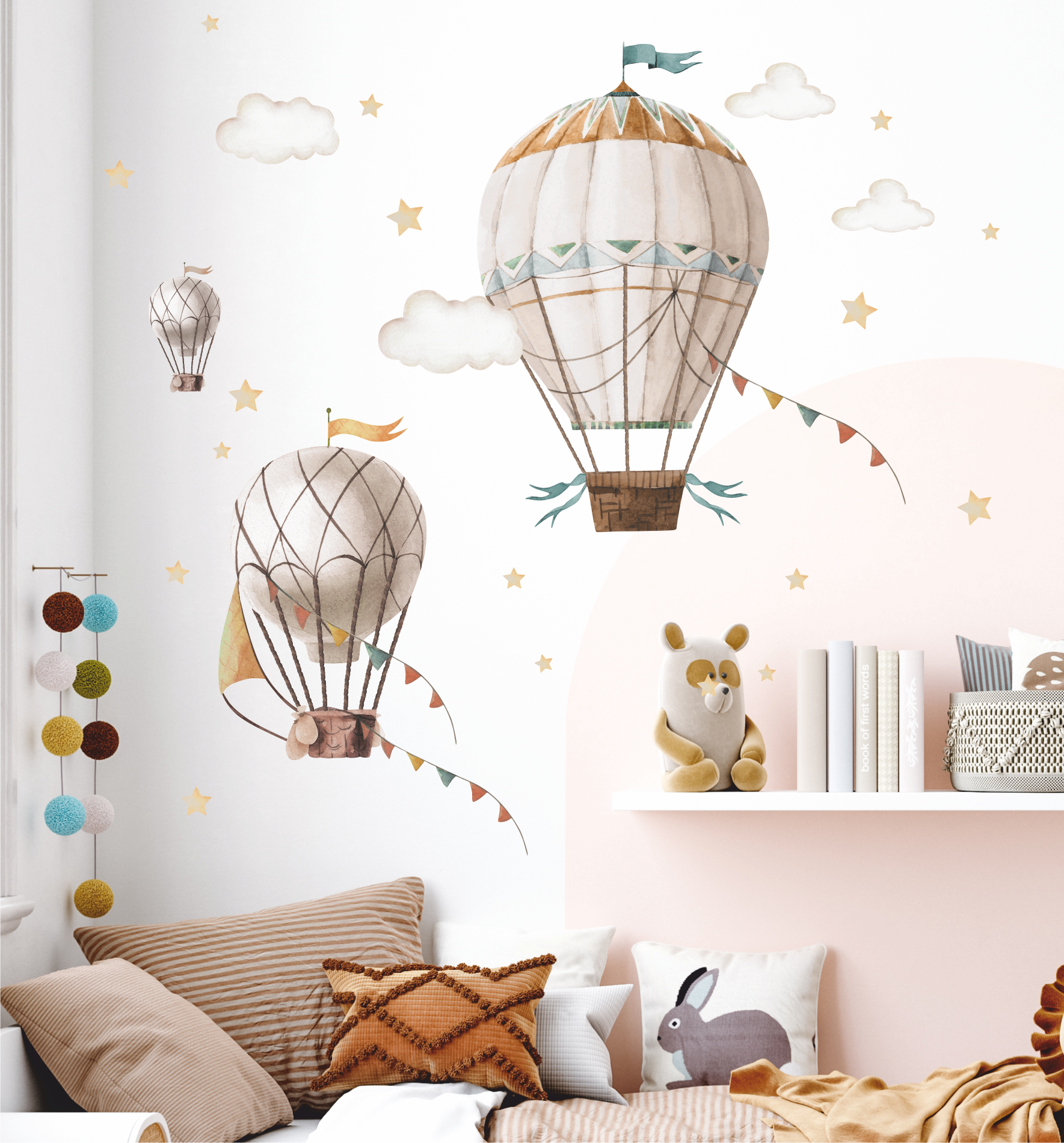 Уценка Наклейки на стену "Воздушные шары с лентами"