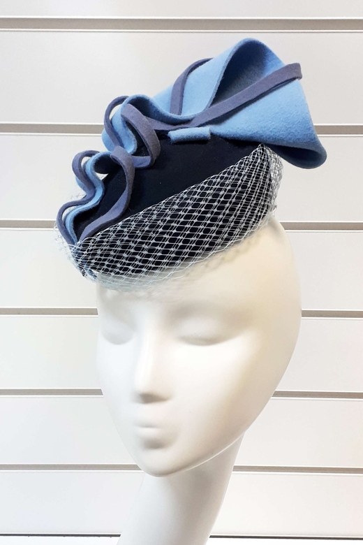 Мини-шляпка в стиле "Анна Каренина". В сине-голубых оттенках