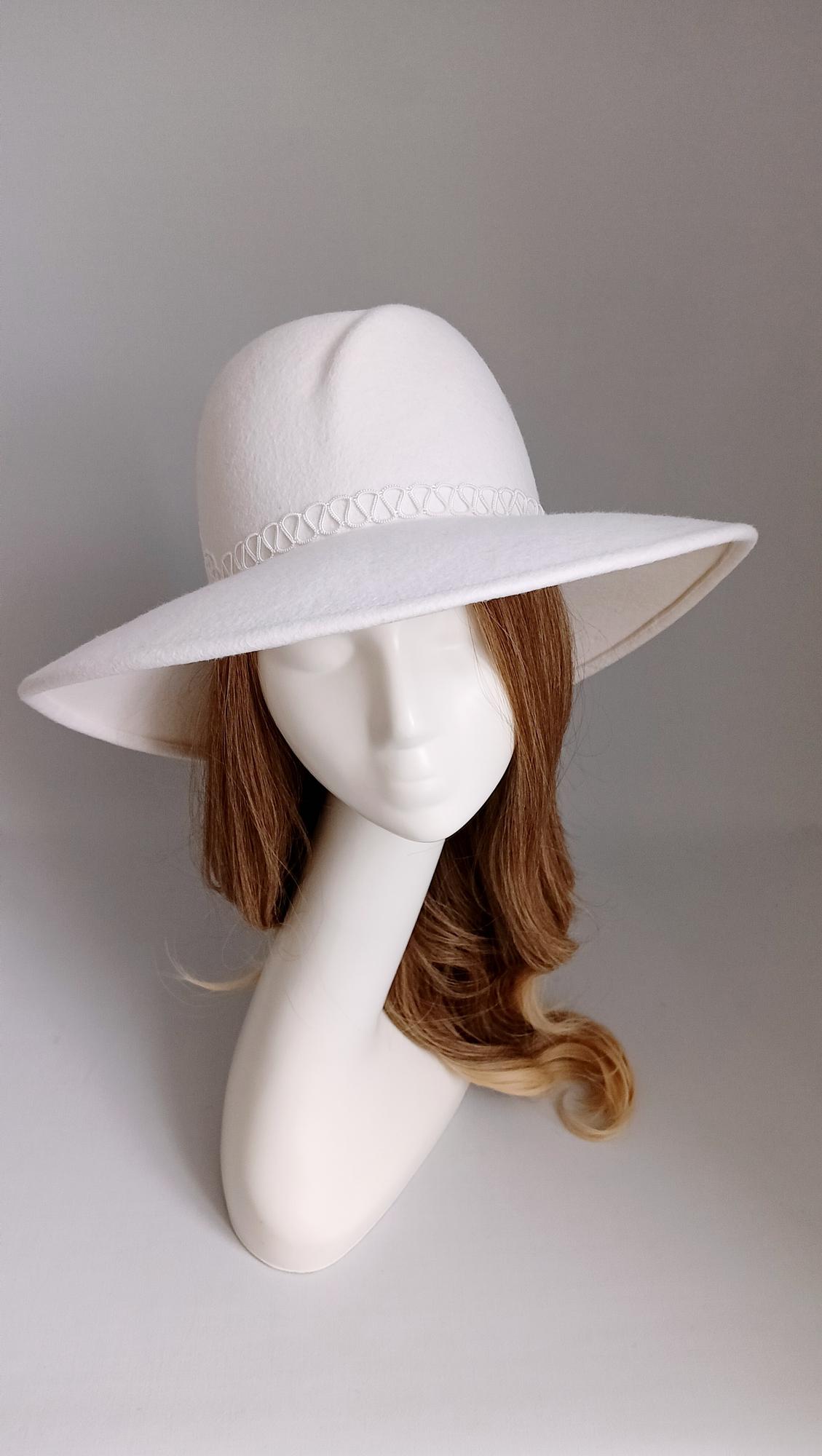 Широкополая шляпа Tulip с плетеным кружевом