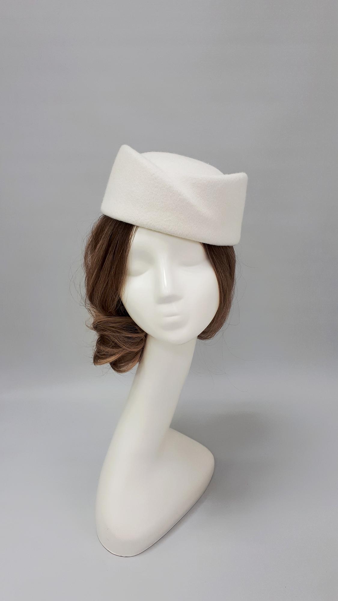 Шляпка-пилотка Elegance