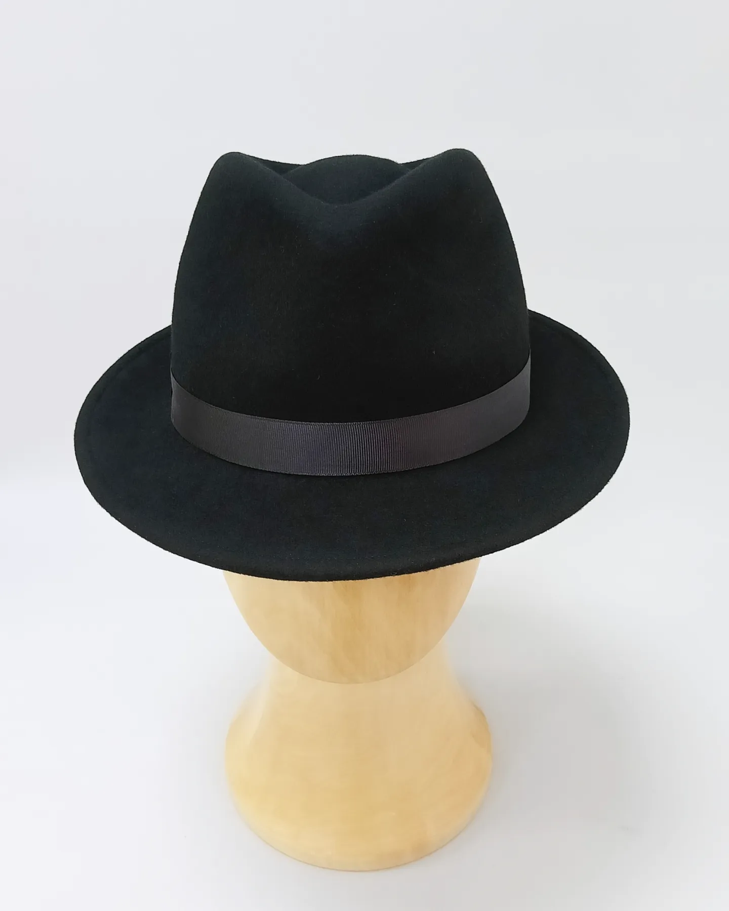 Шляпа федора