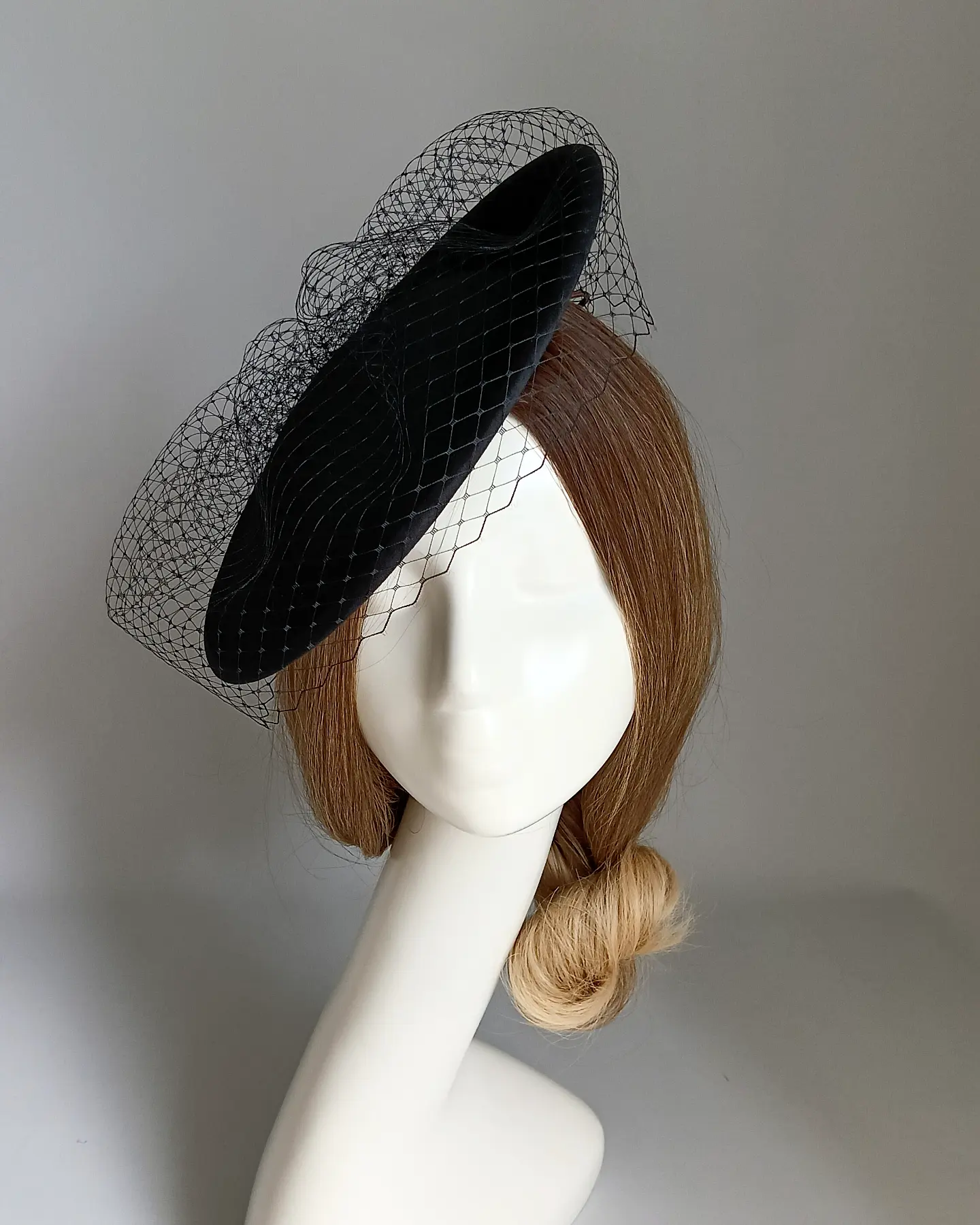 Шляпка "Катрин" с вуалью