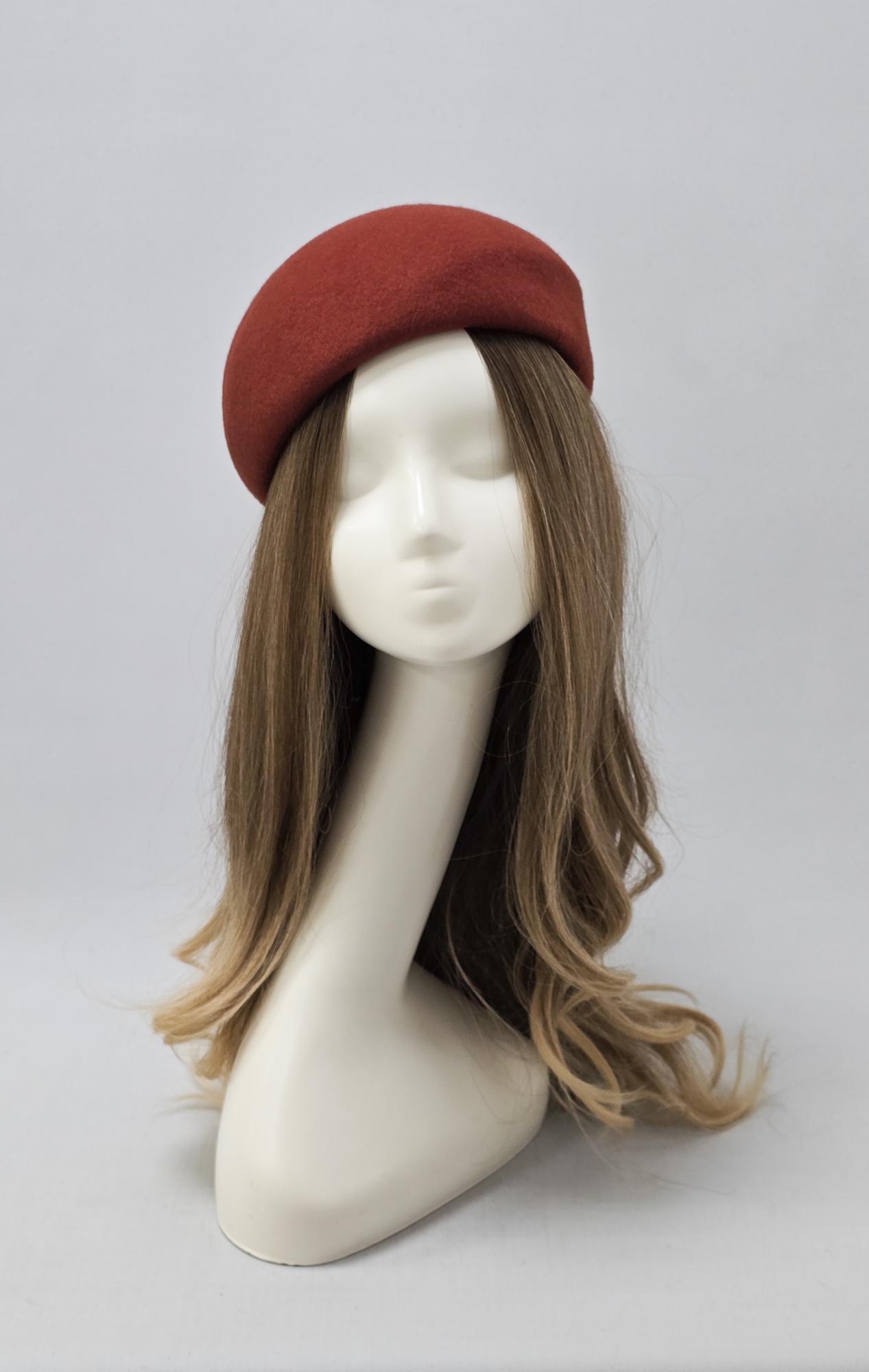 Фетровый берет. Цвет темно-терракотовый