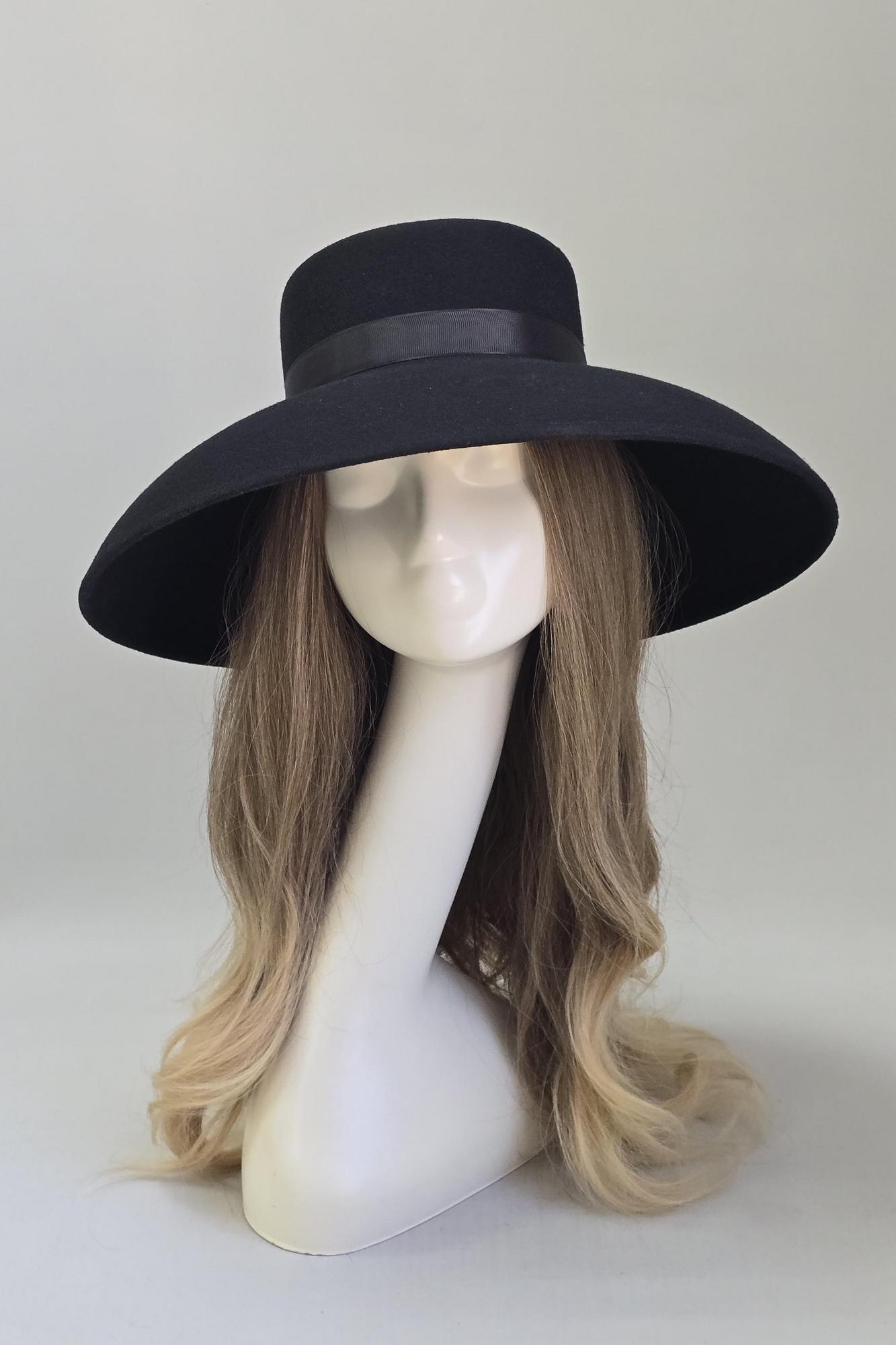 Шляпа Незнакомка. Цвет черный