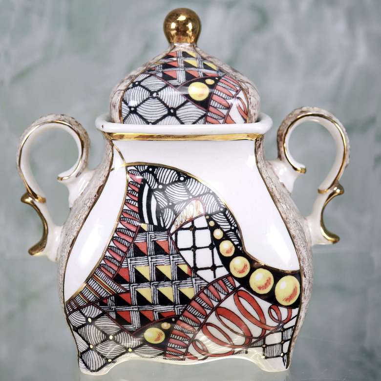 Handmade porcelain sugarbowl "Zentangle"