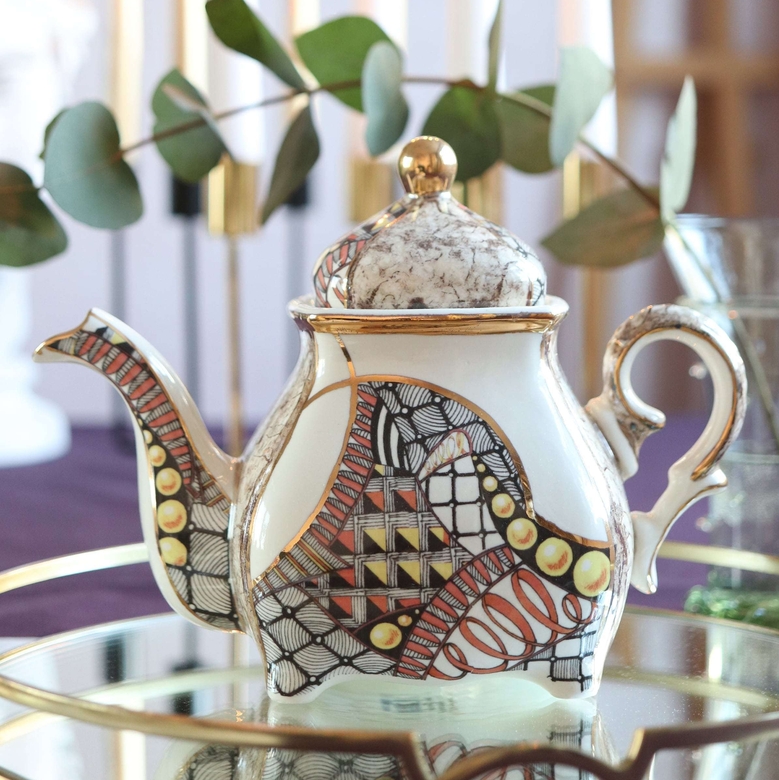 Чайник заварочный фарфоровый В стиле Дудлинг