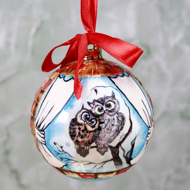 Porcelain Christmas ball "Owls"