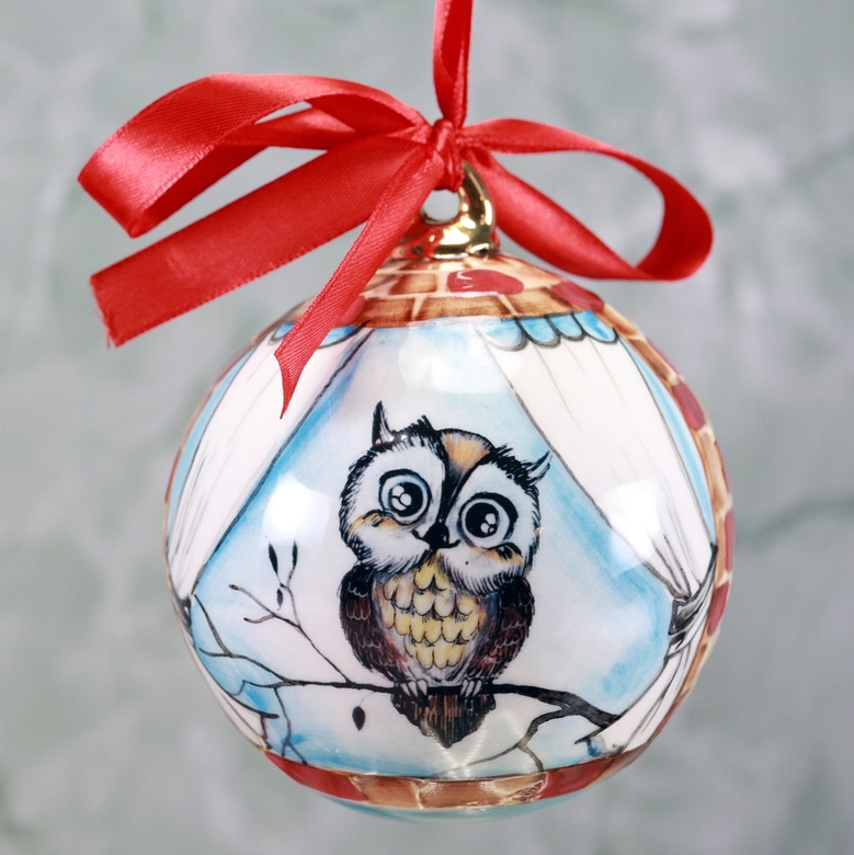 Porcelain Christmas ball "Owlet"