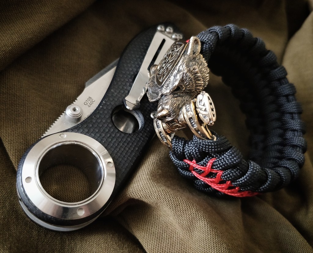 Браслет "Тайга",замок медведь