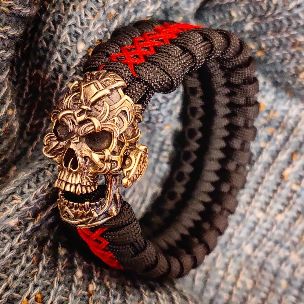 Браслет из паракорда "Лич", бронза