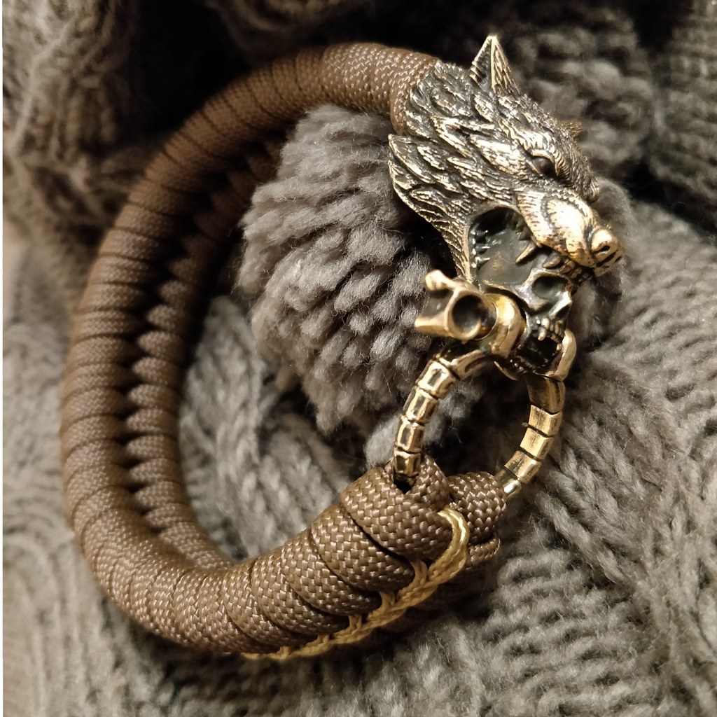 Браслет "Ликан", бронза