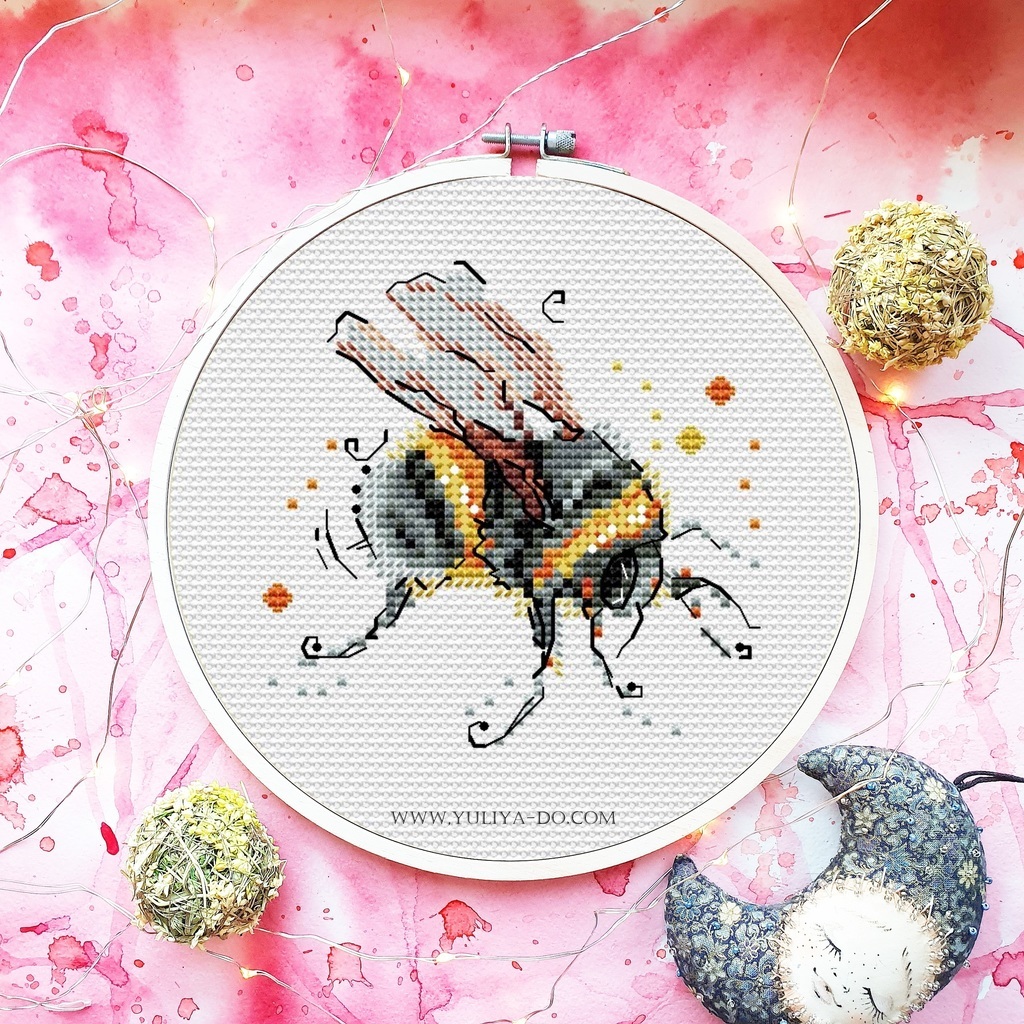 Схема вышивки "Шмель 3" (51*49 крестиков)