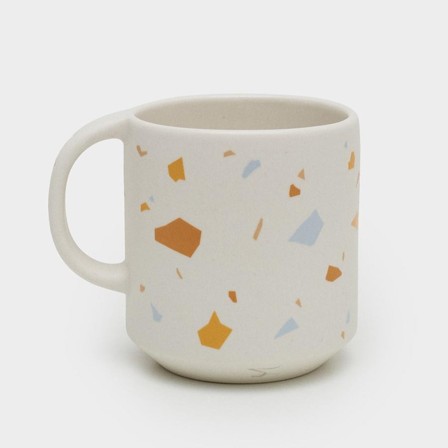 Кружка с цветным орнаментом 400 мл