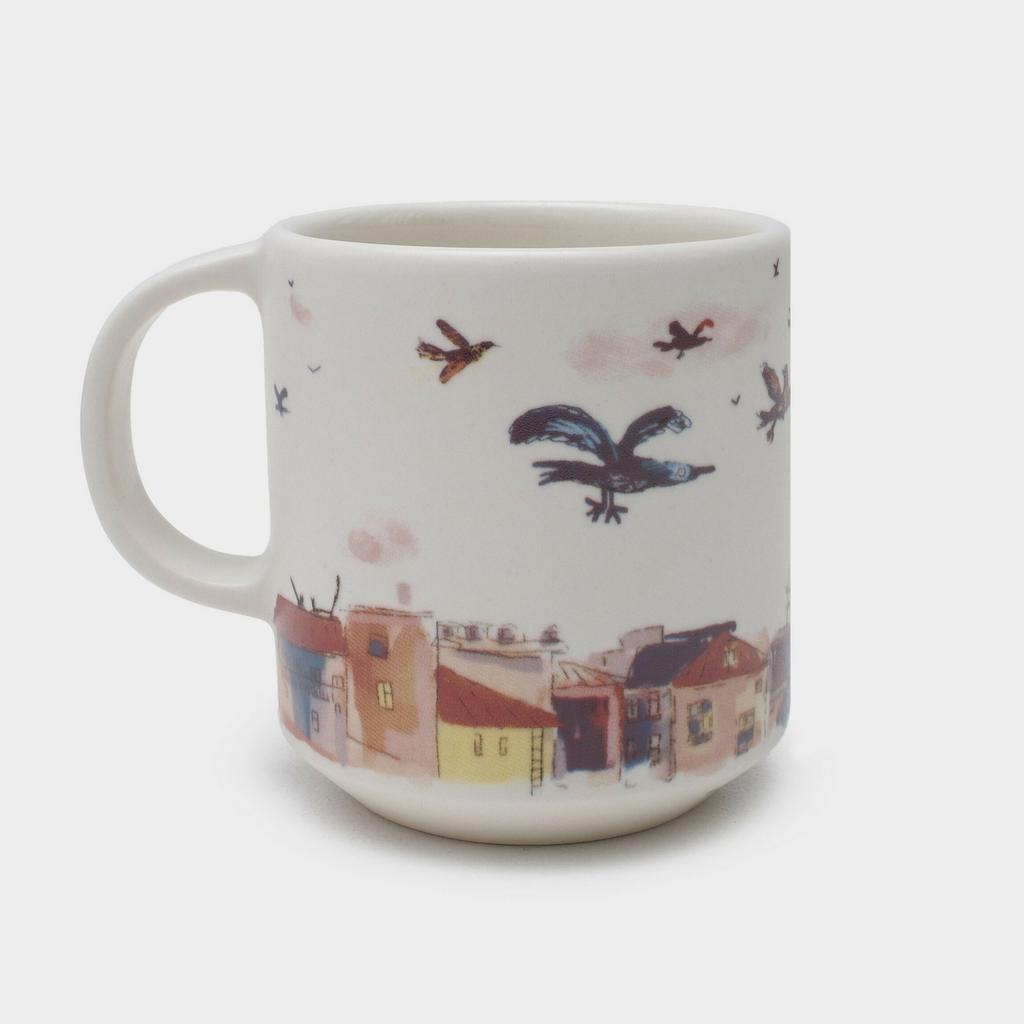 Кружка Птицы 400 мл с ручкой, городской пейзаж и летящие птицы, фронтальный ракурс