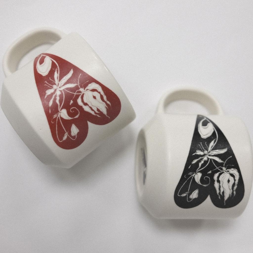 Кружка "Неземная глориоза" SALOEV. x Саша Бенедь 350 мл