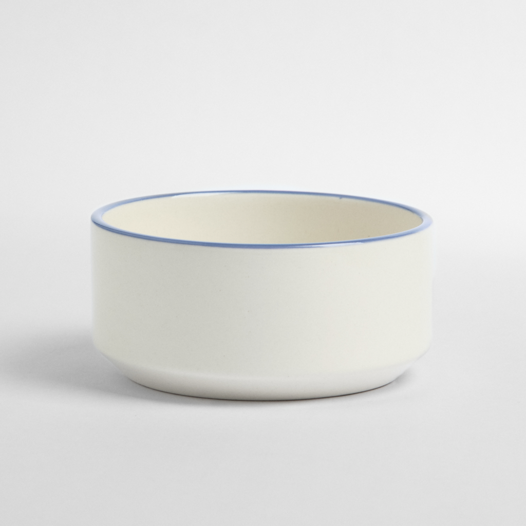 Салатник с синим кантом 500 мл