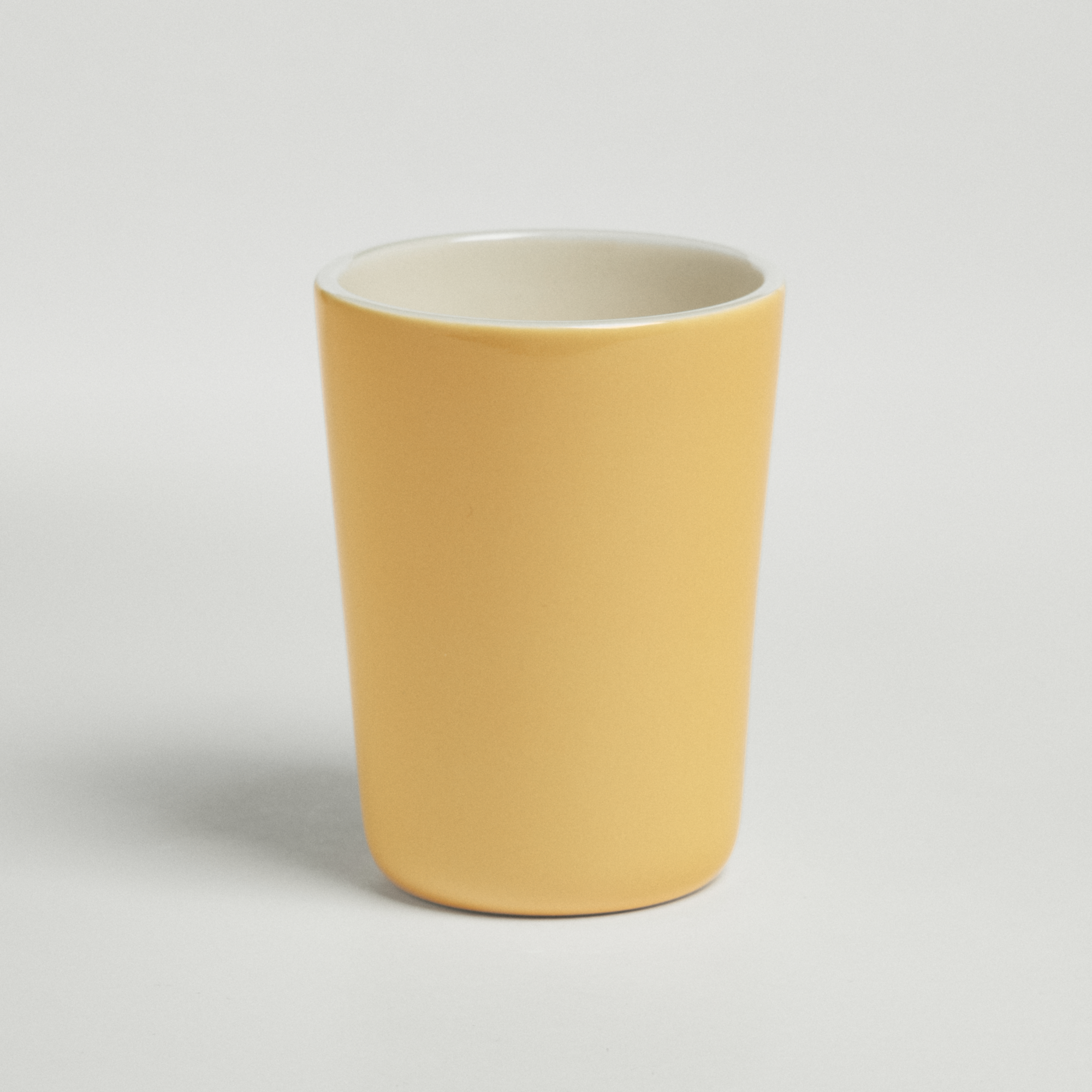 Стакан конус желтый 250/350 мл