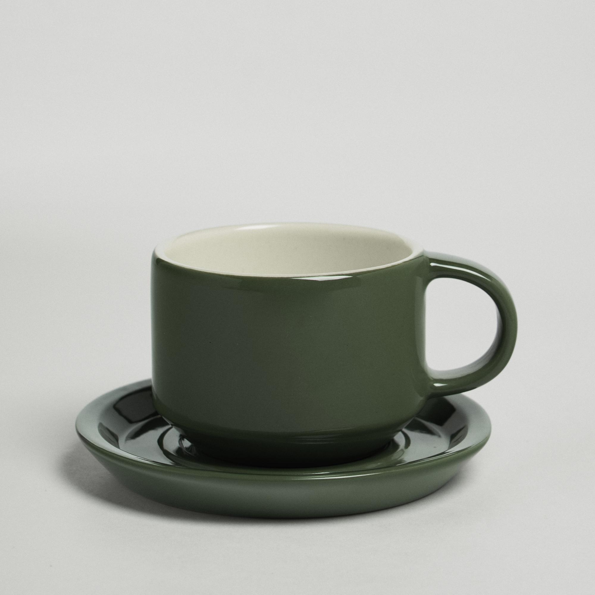 Чайная пара: кружка 250/350/450 мл и блюдце 13см. Цвет зеленый.