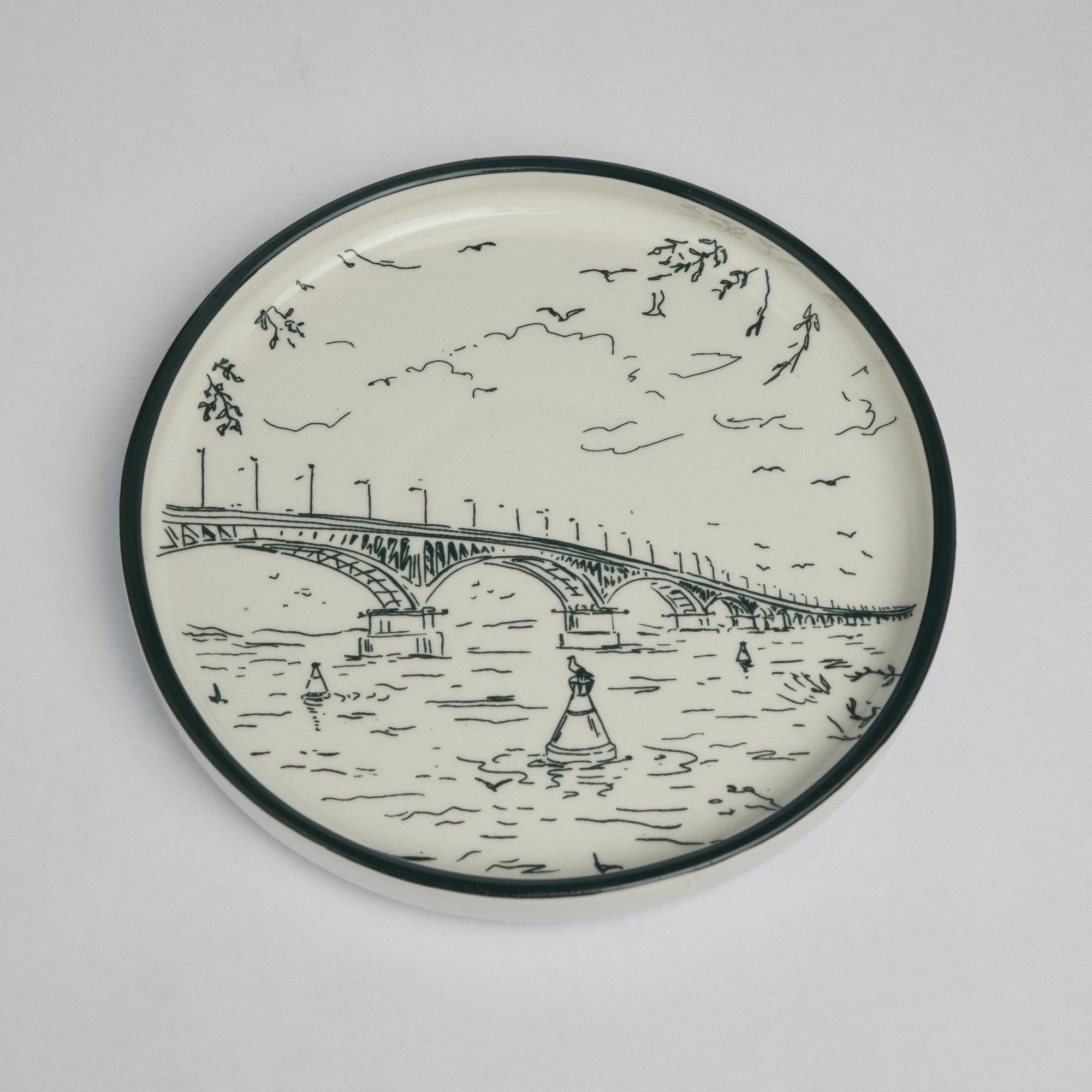 Тарелка 16/22см с рисунком Мост SALOEV. и Дмитрий Кошеленко. Цвет зеленый.
